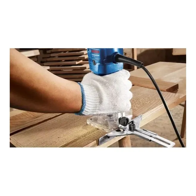 Tupia Bosch GKF 550 550W 6mm — foto 3